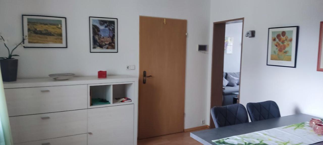 Schoene 3 Zi. Ferienwohnung Vor Den Toren Frankfurt Dreieich Exterior foto